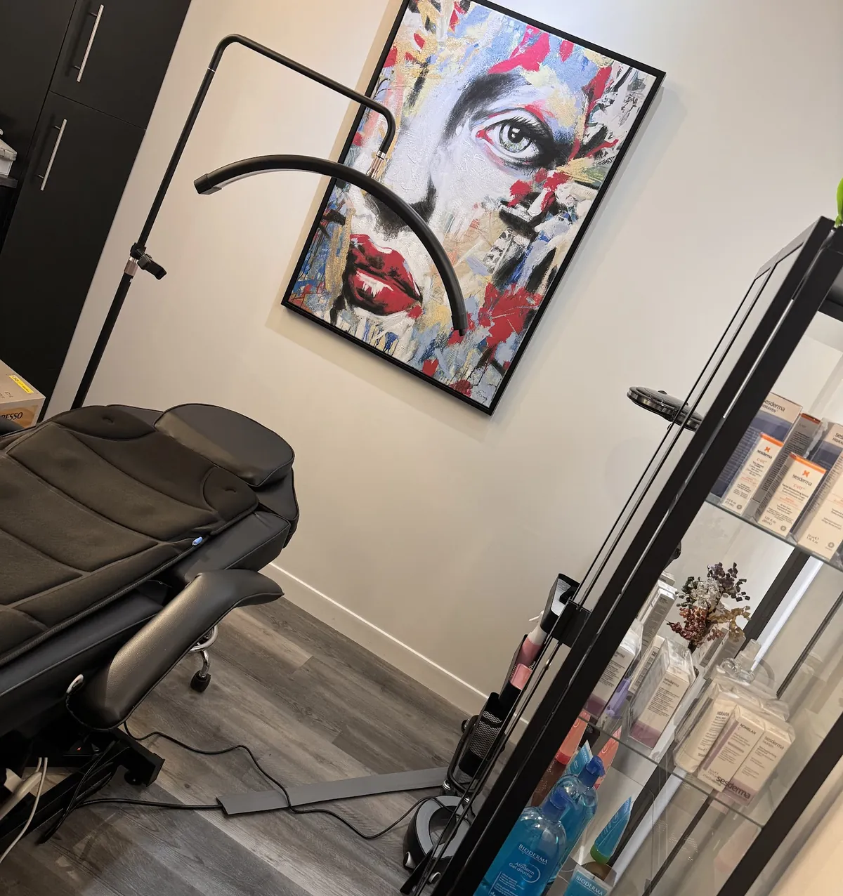 Treatment room with a massage chair