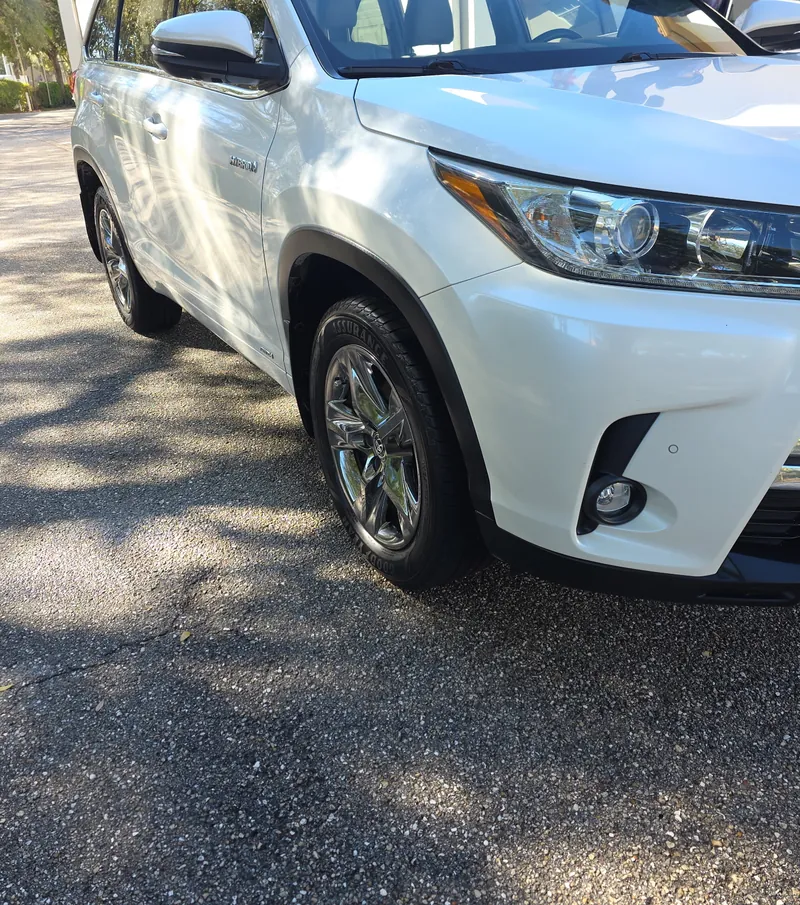 White Toyota Highlander after a full detail